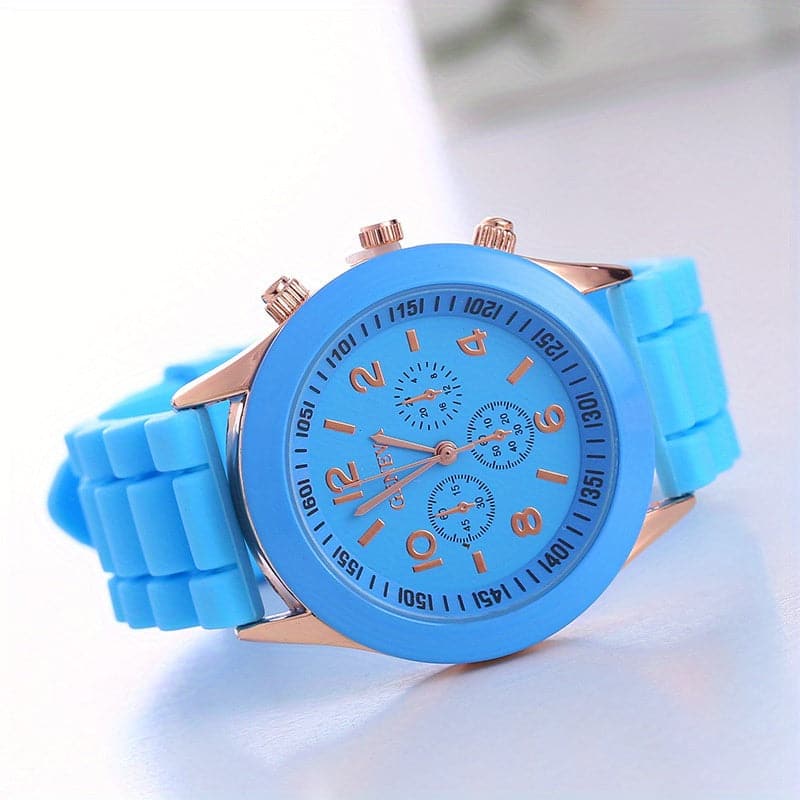 Stylish Round Quartz Watch with Triple Dial & Silicone Band – Unisex Sports Wristwatch