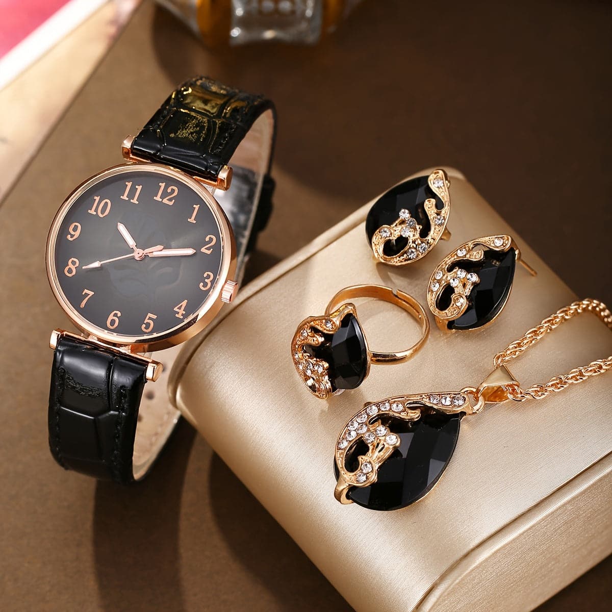 5-Piece Women's Leaf Quartz Watch & Jewelry Set – Casual Fashion
