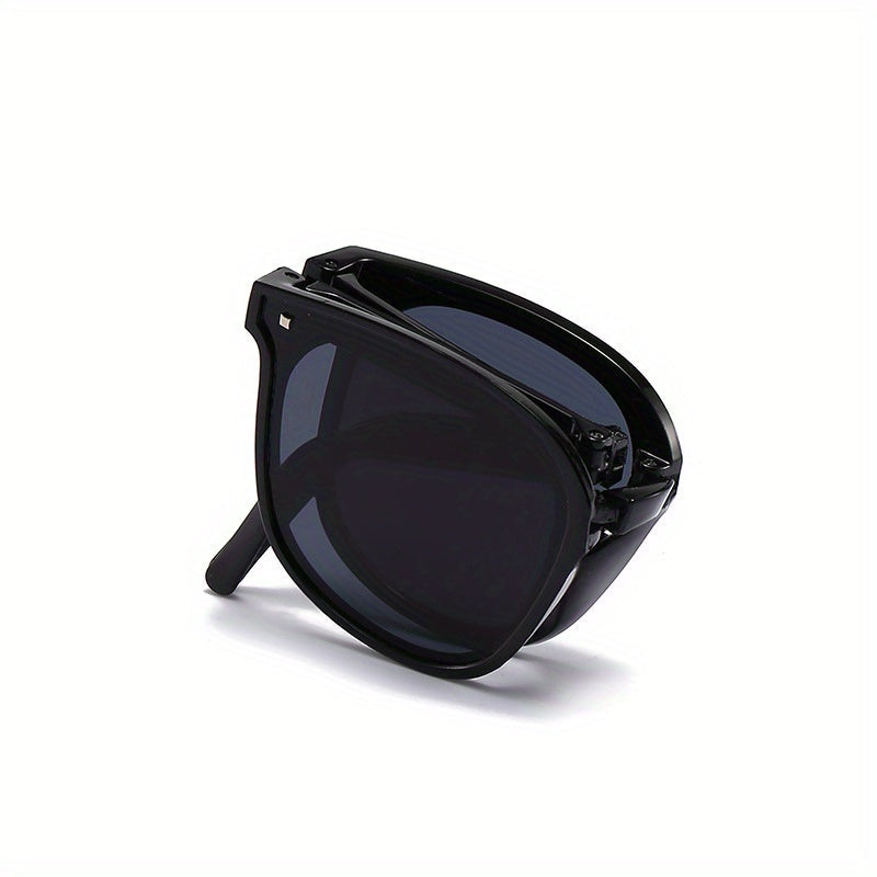 Fashionable Rivet Decor Polarized Square Glasses – Stylish & Portable