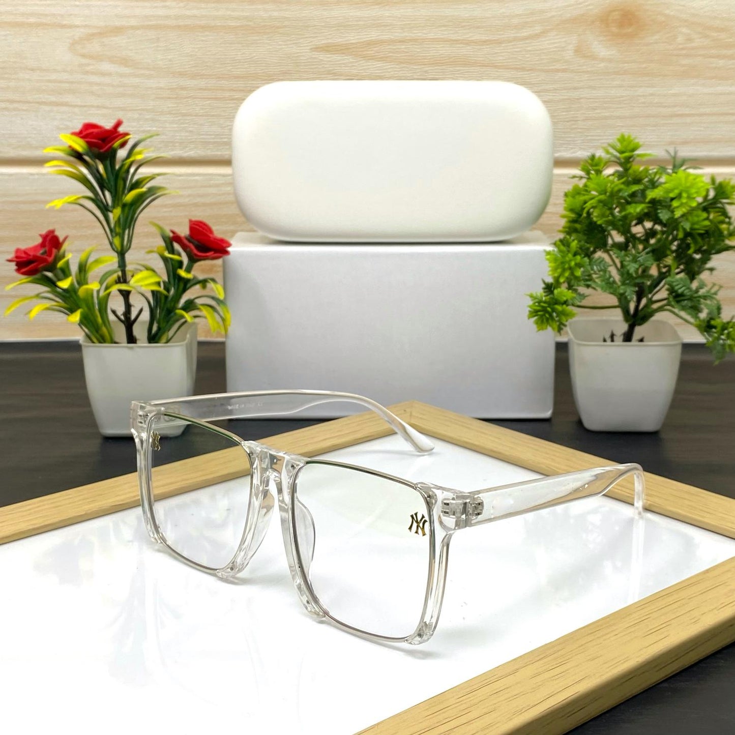 Trendy Square Sunglasses For Men And Women-SunglassesCraft