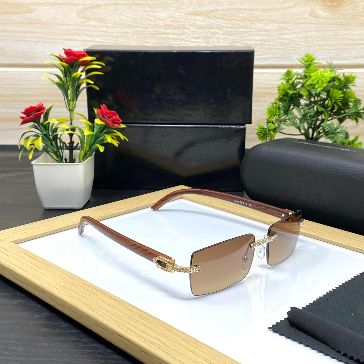 Trendy Rectangular Eye Frames For Men And Women-SunglassesCraft