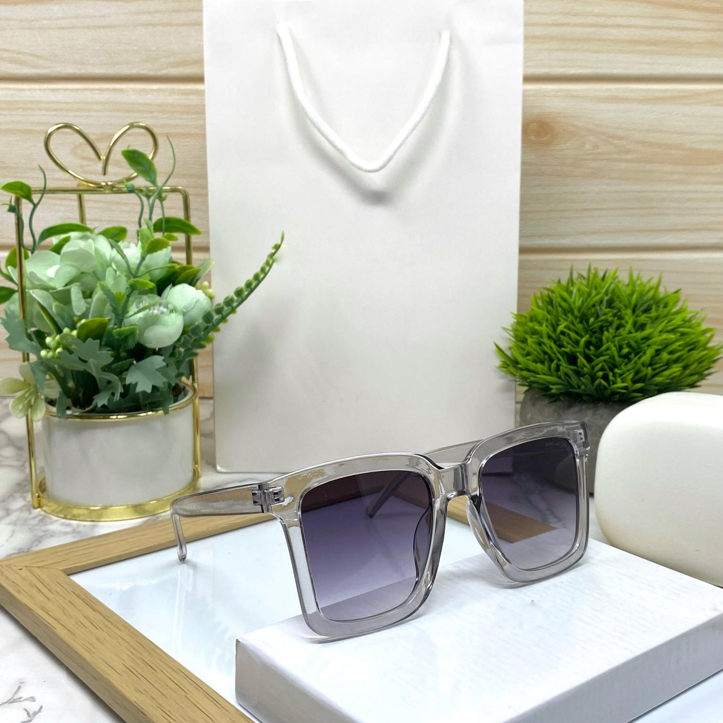 Classic Vintage Square Sunglasses Men And Women-SunglassesCraft