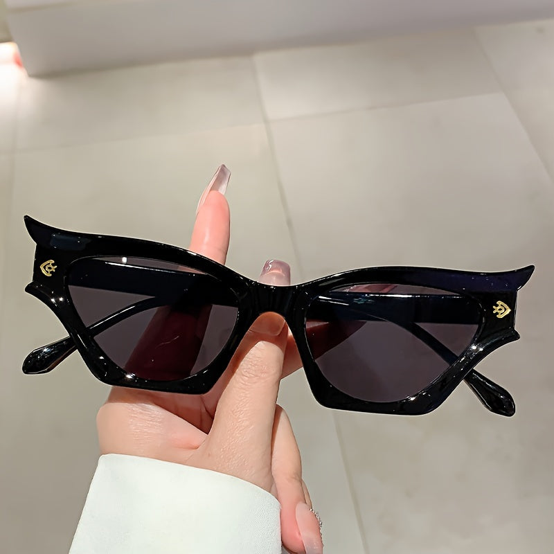 Cat Eye Shades – Modern Retro Style for Fashion-Forward Women