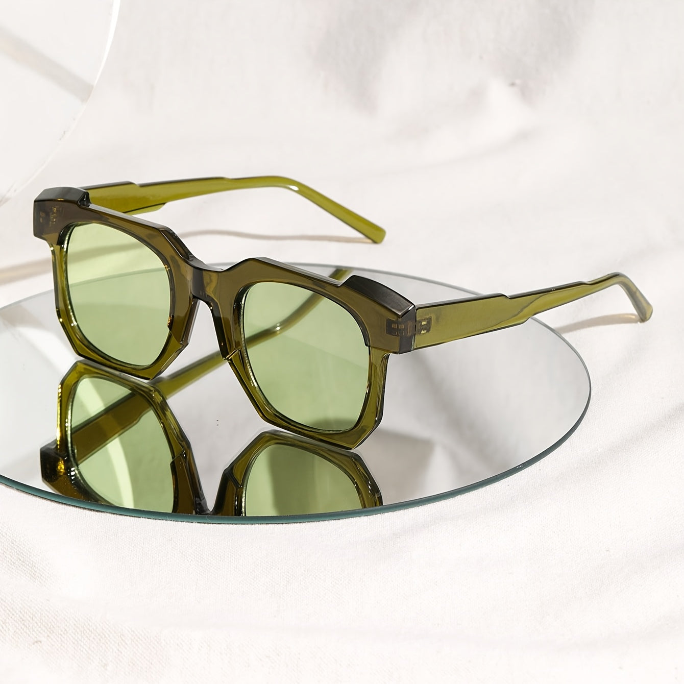 Men’s Stylish Square Glasses – Fashionable Eyewear for Daily Wear