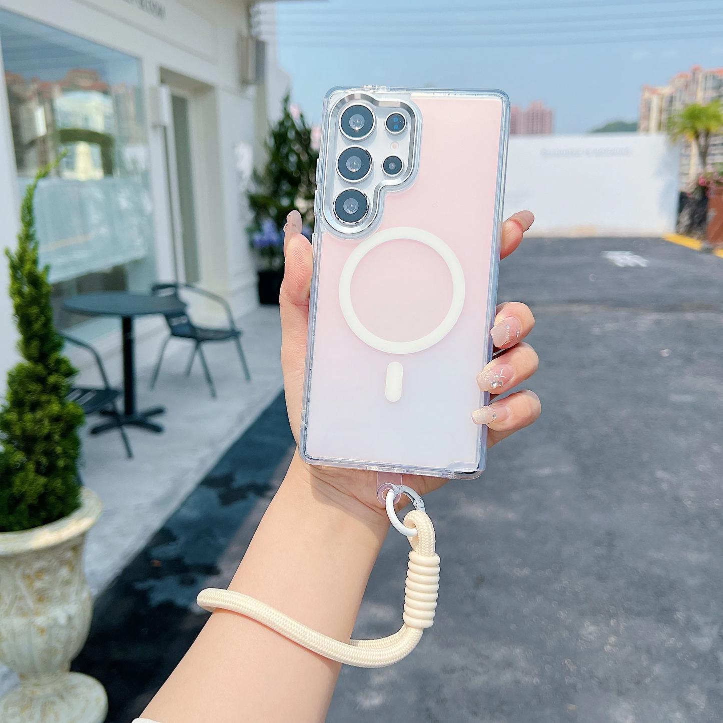 Aurora MagSafe Compatible Case With Lanyard