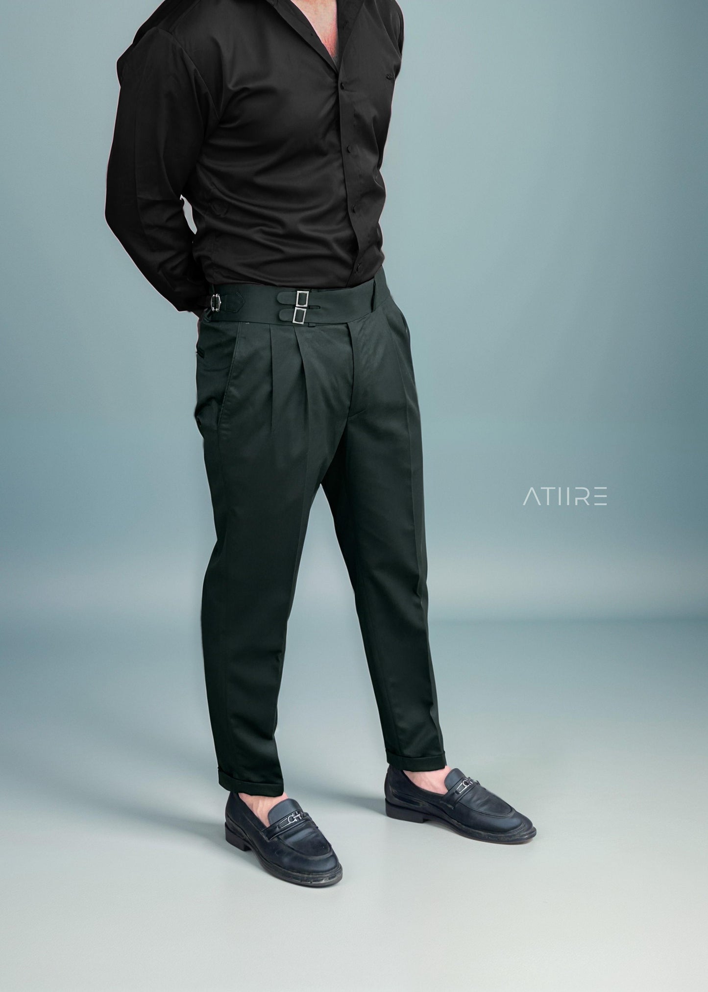 BOTTLE GREEN DOUBLE PLEATED BUCKLE GURKHA PANTS BY ATIIRE