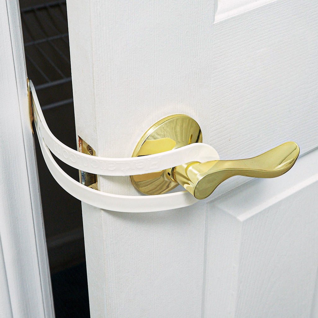 FlexLatch™ Cat Door Holder