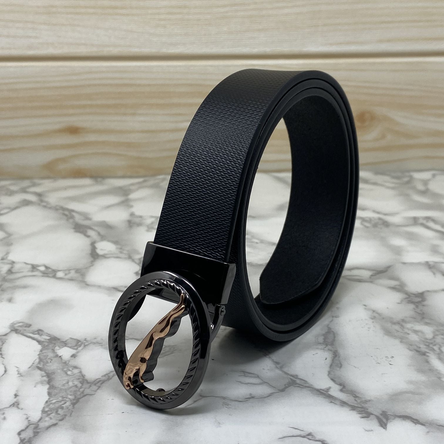 Round Jaguar Metal Buckle With Leather Strap Belt-SunglassesCraft