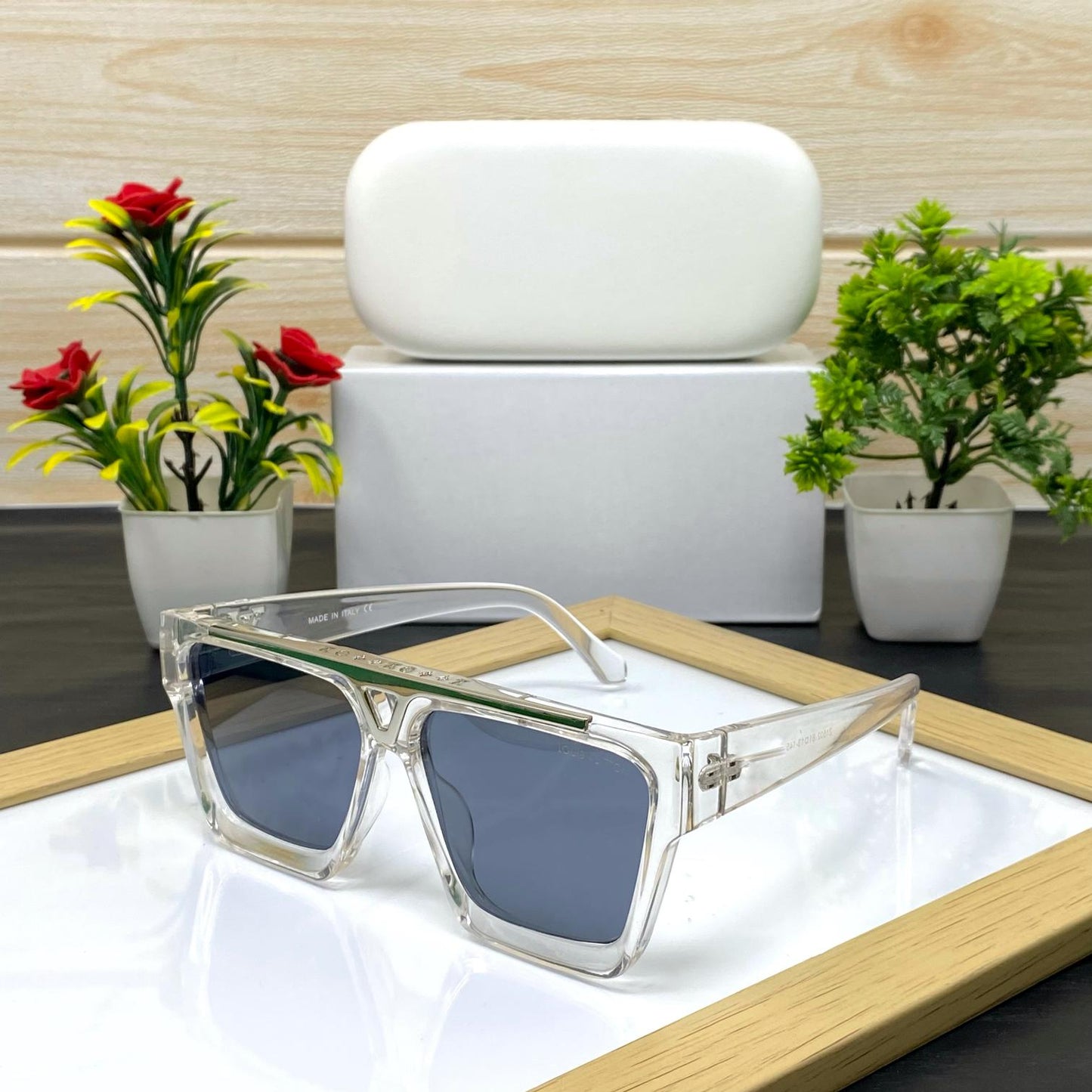 Retro Square Sunglasses For Men And Women-SunglassesCraft