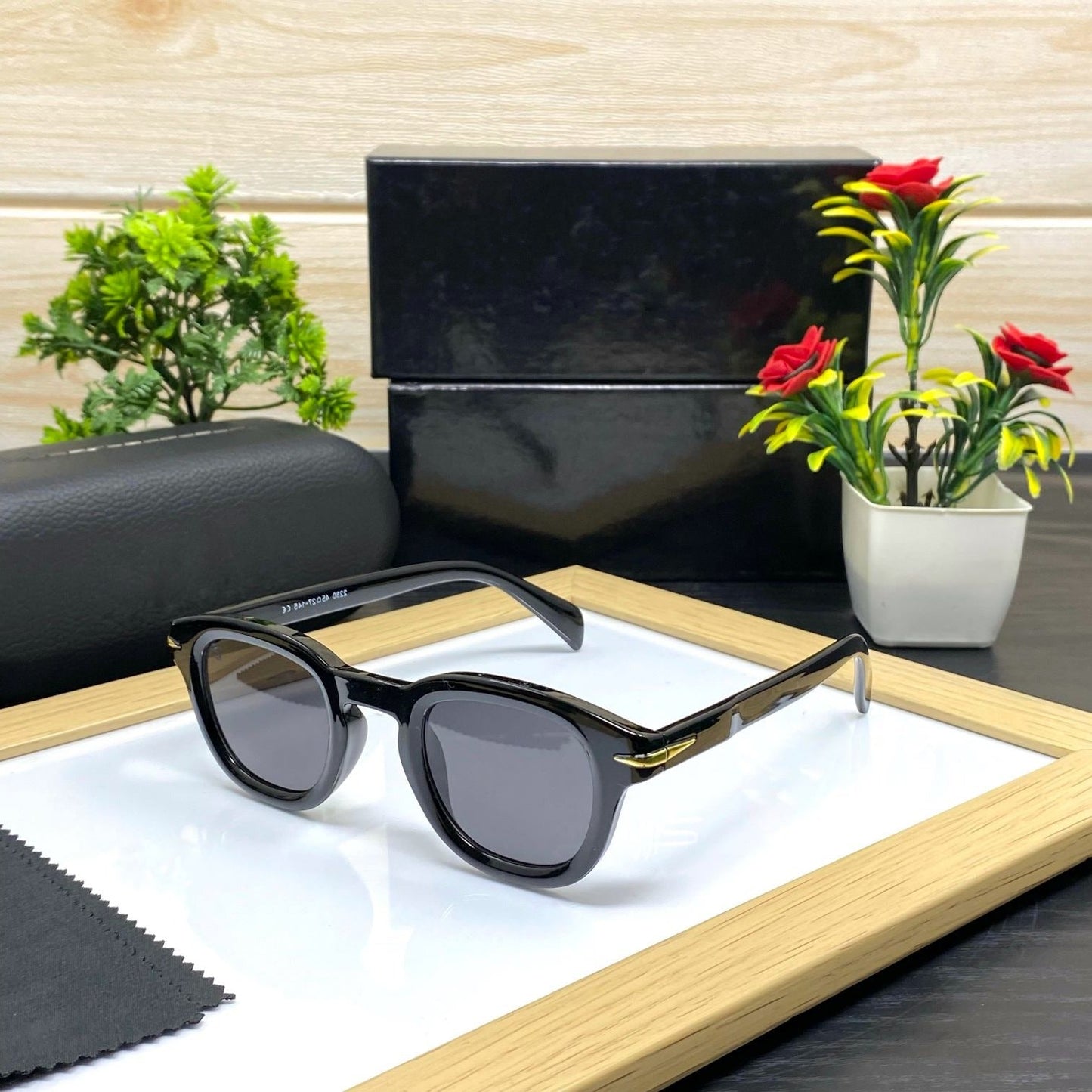 Stylish Round Glasses Frames For Men And Women-SunglassesCraft