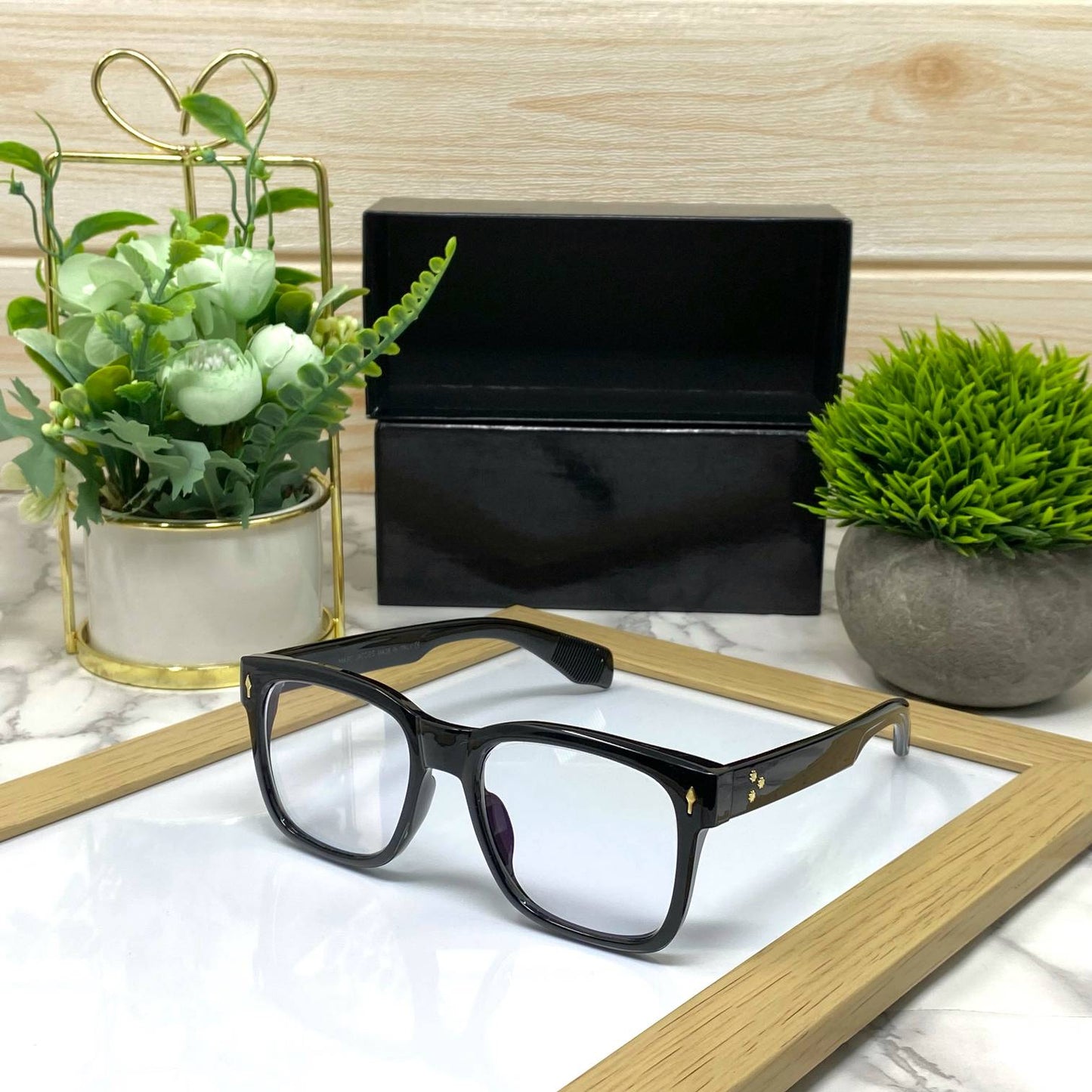 Stylish Sunglasses For Men And Women-SunglassesCraft