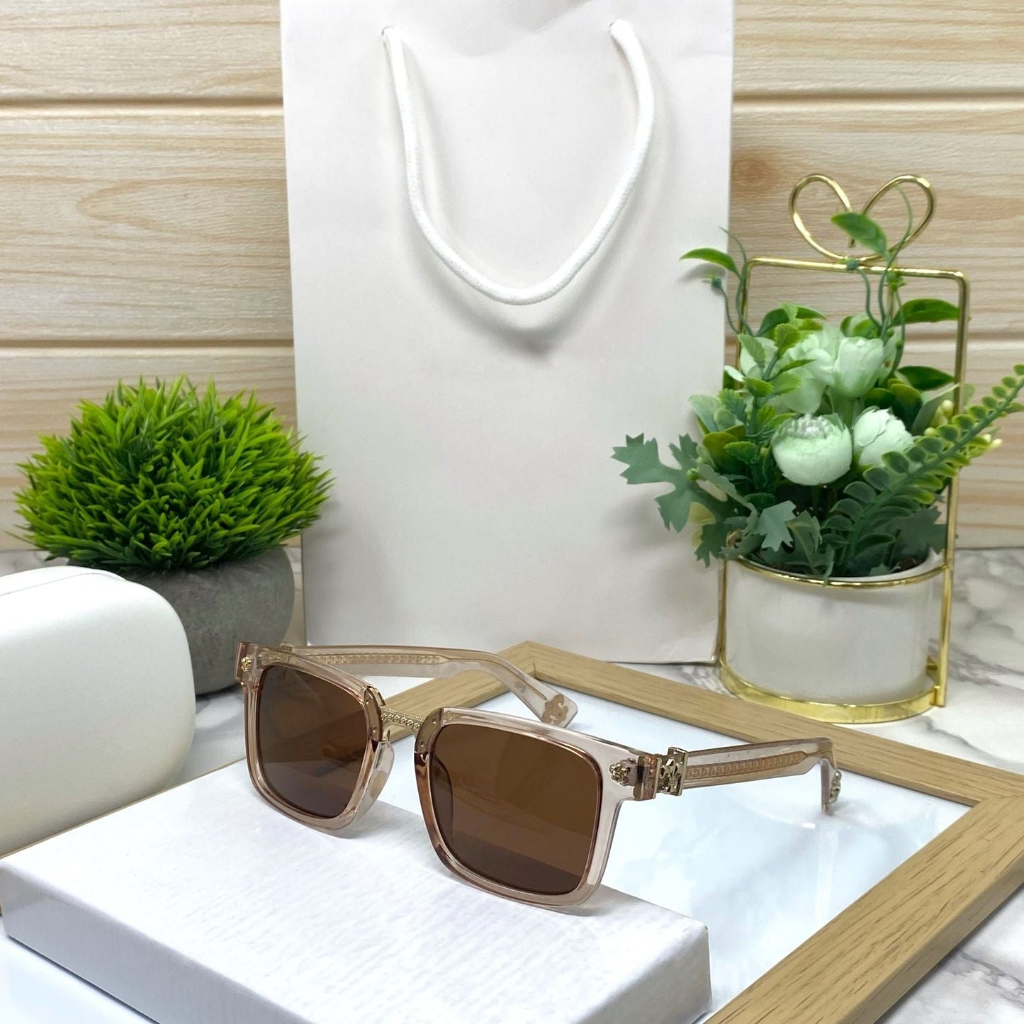 Trendy Best Sunglasses For Men And Women-SunglassesCraft