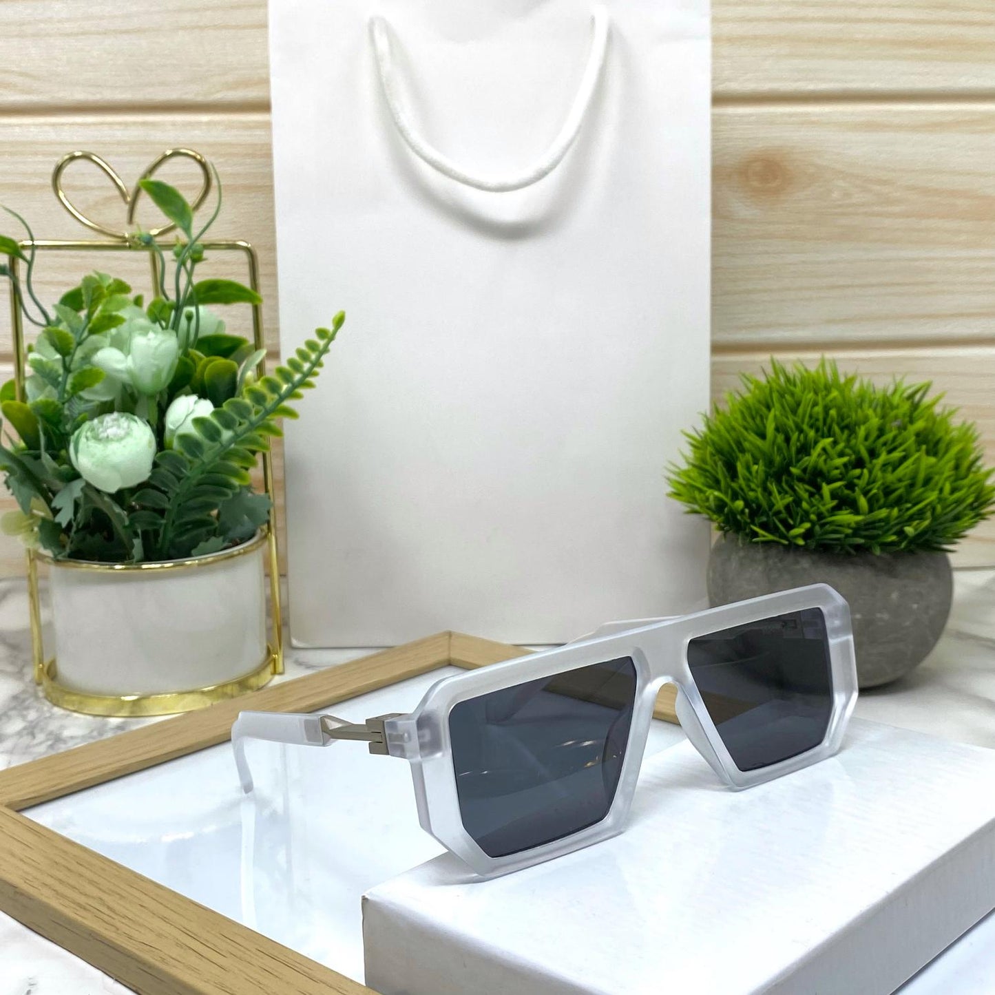 Retro Fashion Square Sunglasses For Men And Women-SunglassesCraft