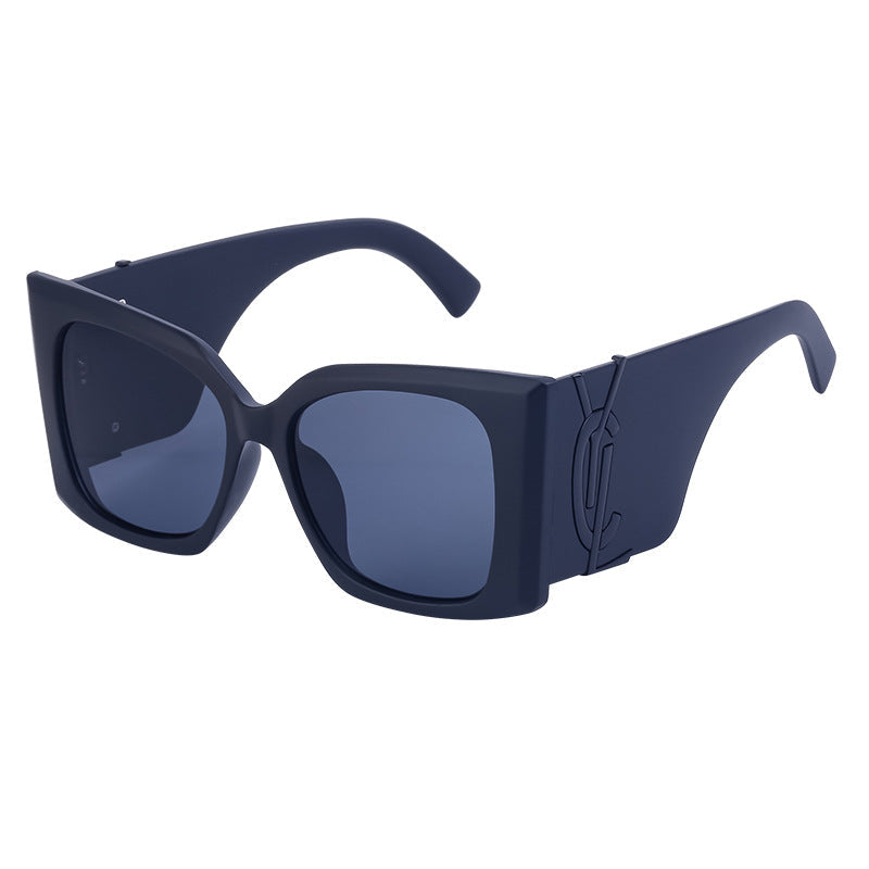 Luxury Cat-Eye Sunglasses for Women – Oversized Fashion Shades with UV Protection