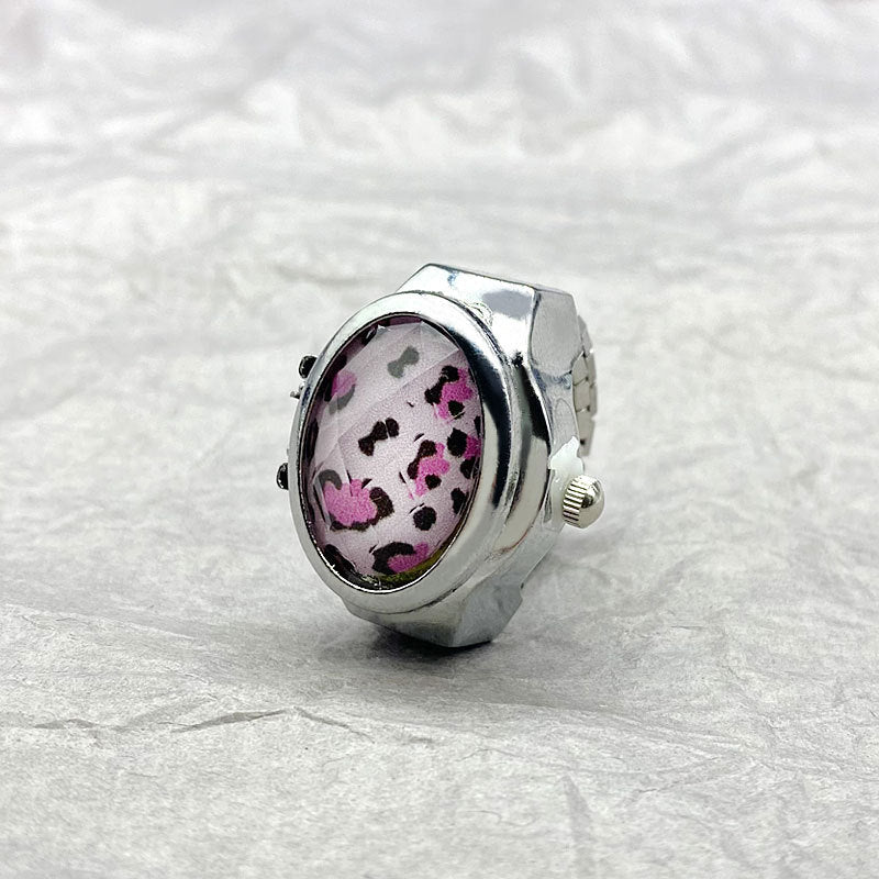 Leopard Print Flip Ring Watch – Retro Gemstone Quartz Finger Watch