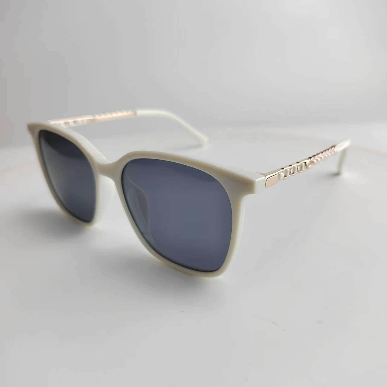 Premium Square Frame Sunglasses – Trendy UV Protection Shades for Women