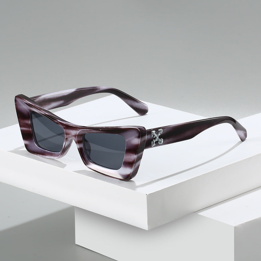 Women's Retro Large Square Sunglasses – UV400 Protection, Fashion Style
