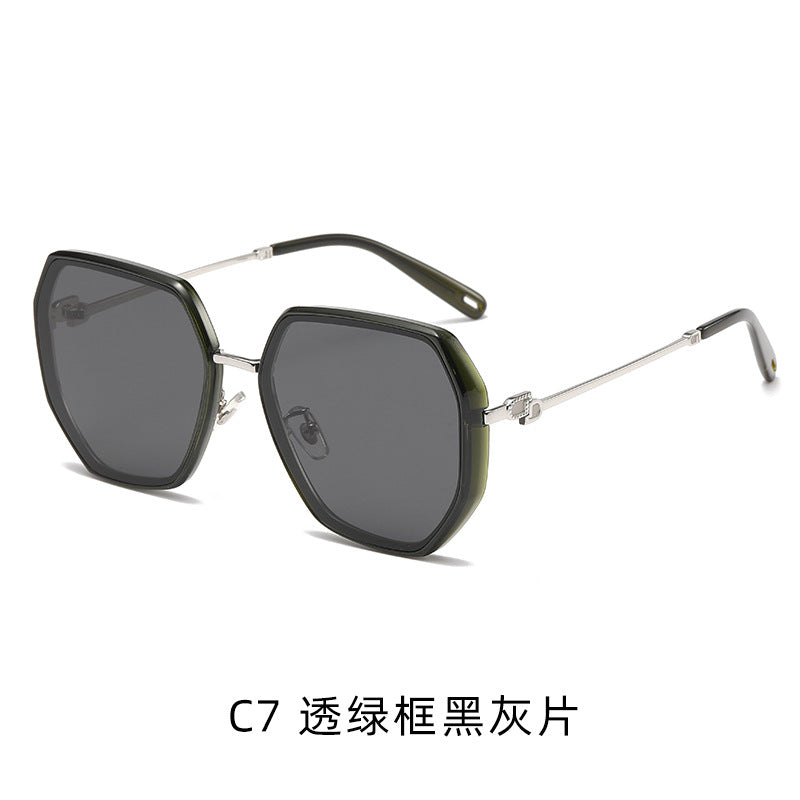 Premium Polarized Sunglasses for Women – Trendy Irregular Frame UV Protection