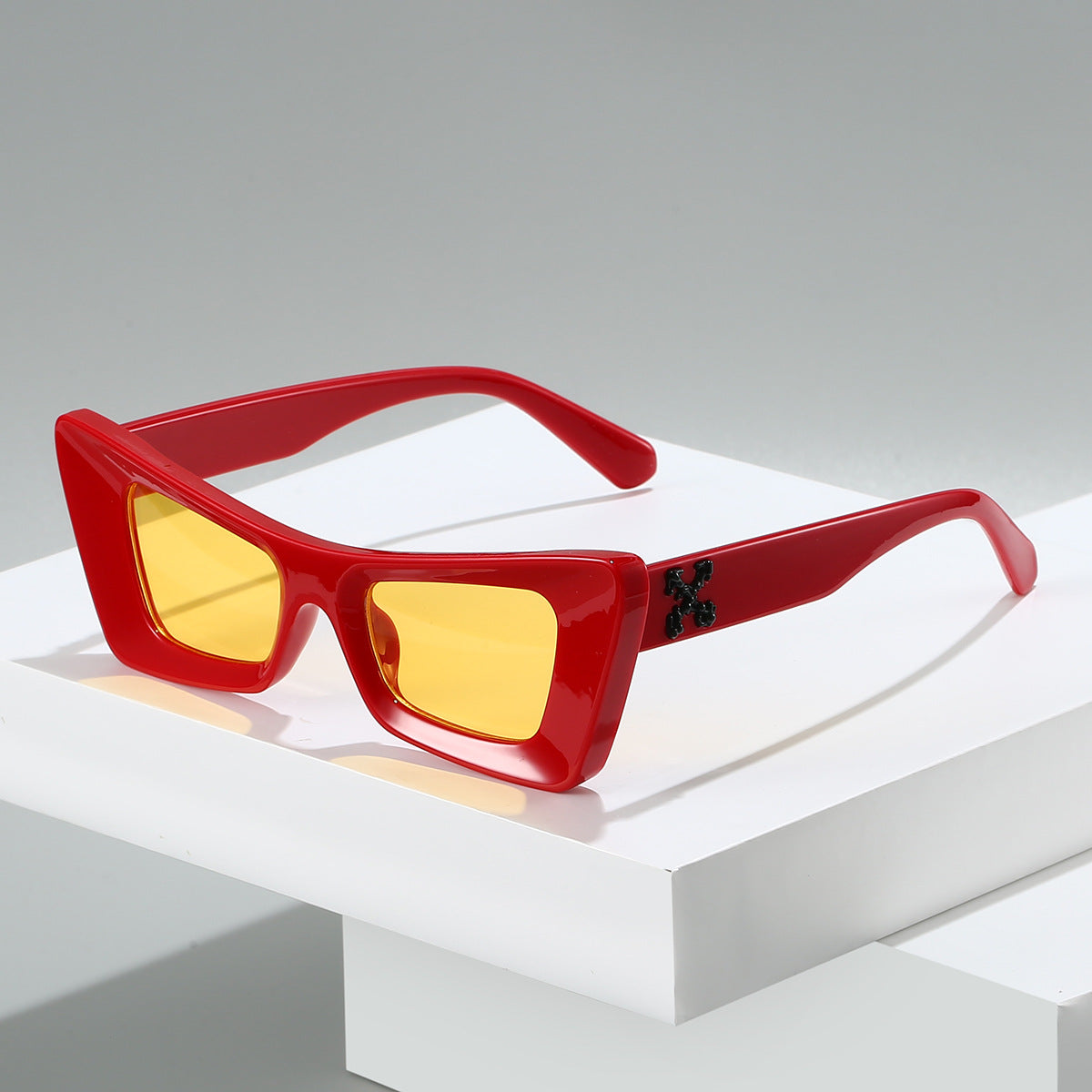 Women's Retro Large Square Sunglasses – UV400 Protection, Fashion Style