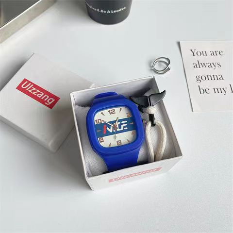 New Square Quartz Watch