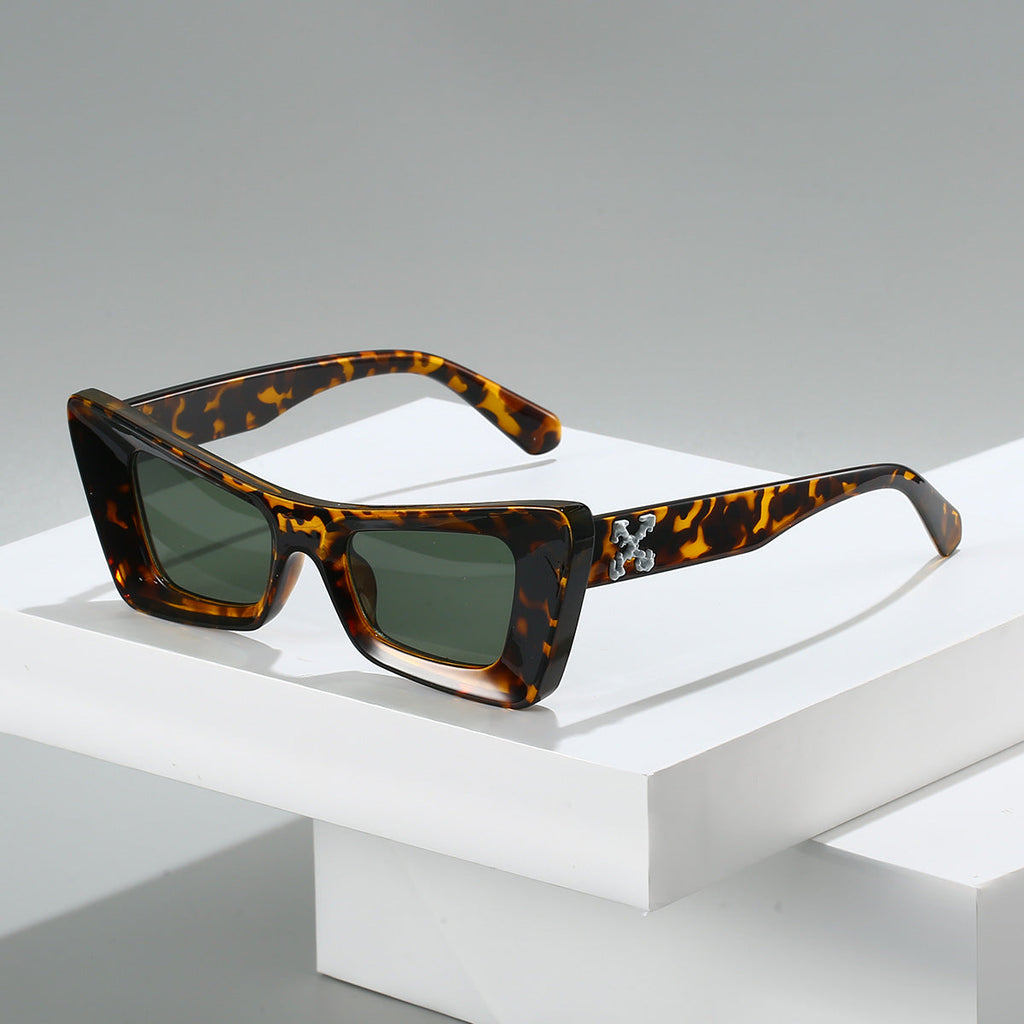 Women's Retro Large Square Sunglasses – UV400 Protection, Fashion Style