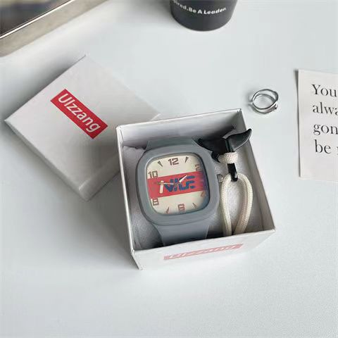 New Square Quartz Watch