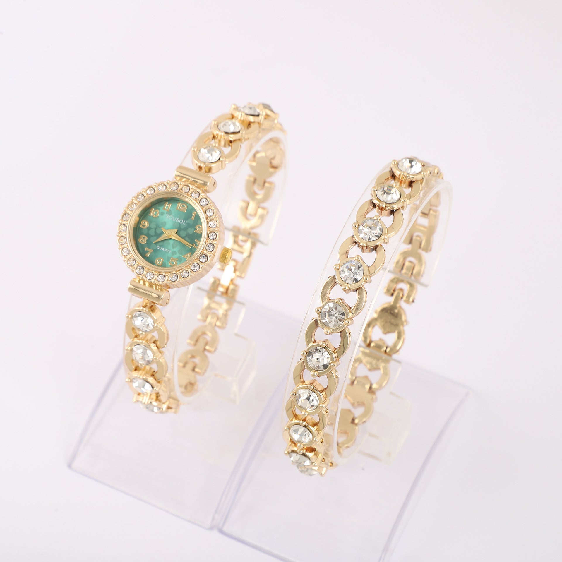 Luxury Women's Diamond Bracelet Watch – Elegant Quartz Watch