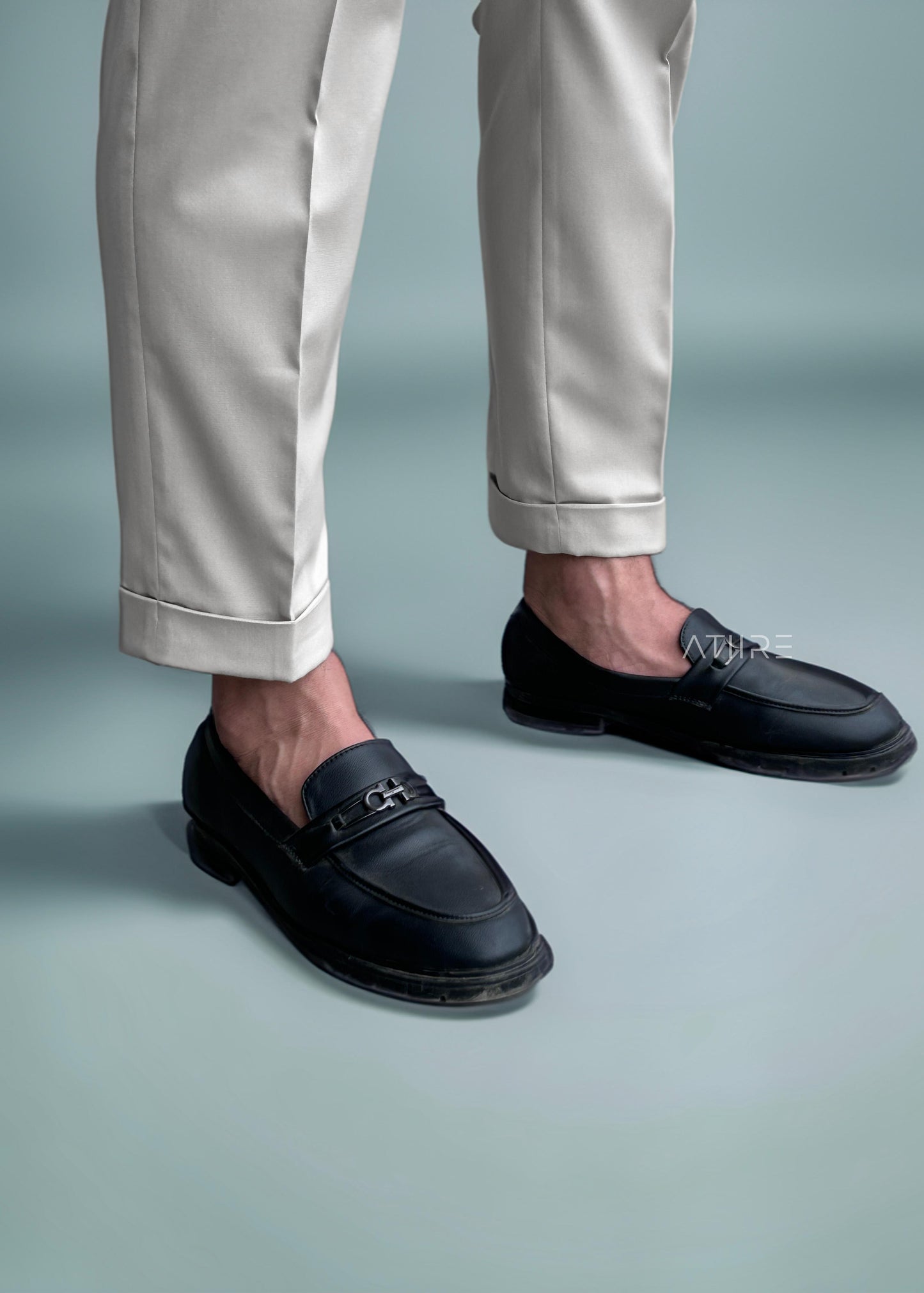 WHITE DOUBLE PLEATED BUCKLE GURKHA PANTS BY ATIIRE