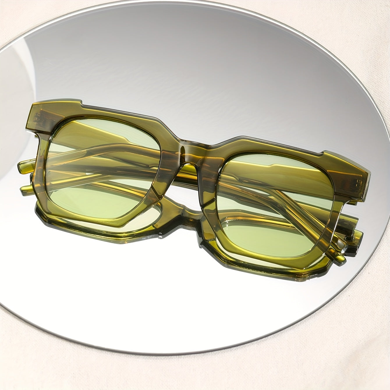 Men’s Stylish Square Glasses – Fashionable Eyewear for Daily Wear