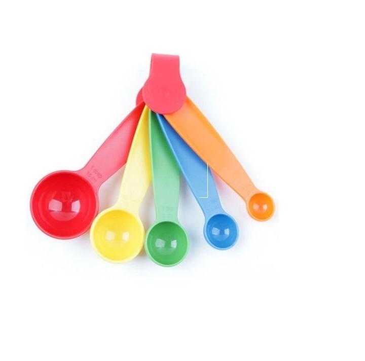 Plastic Measuring Spoons - Set of 5